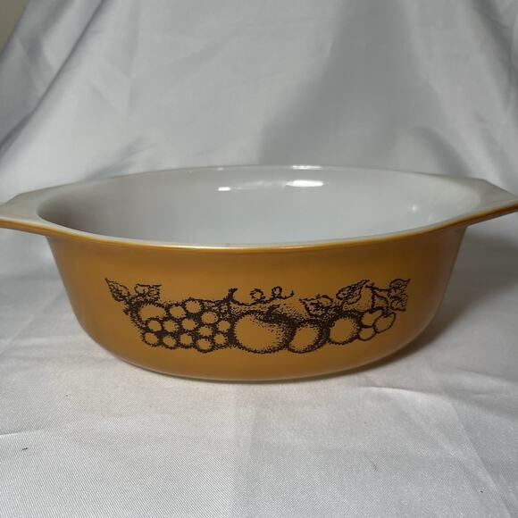 Vintage Pyrex Old Orchard‎ 1970's 043 1 1/2 QT Oval Casserole Dish Burnt Orange - Picture 1 of 8